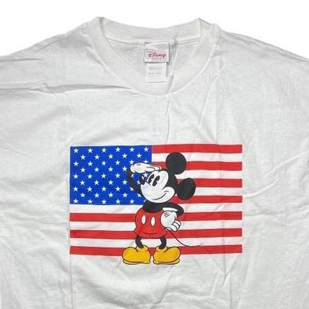 Vintage Mickey Mouse USA flag salute shirt